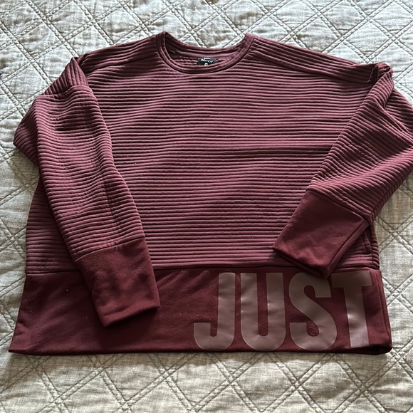 Nike Sweaters - Oversized Nike Sweater